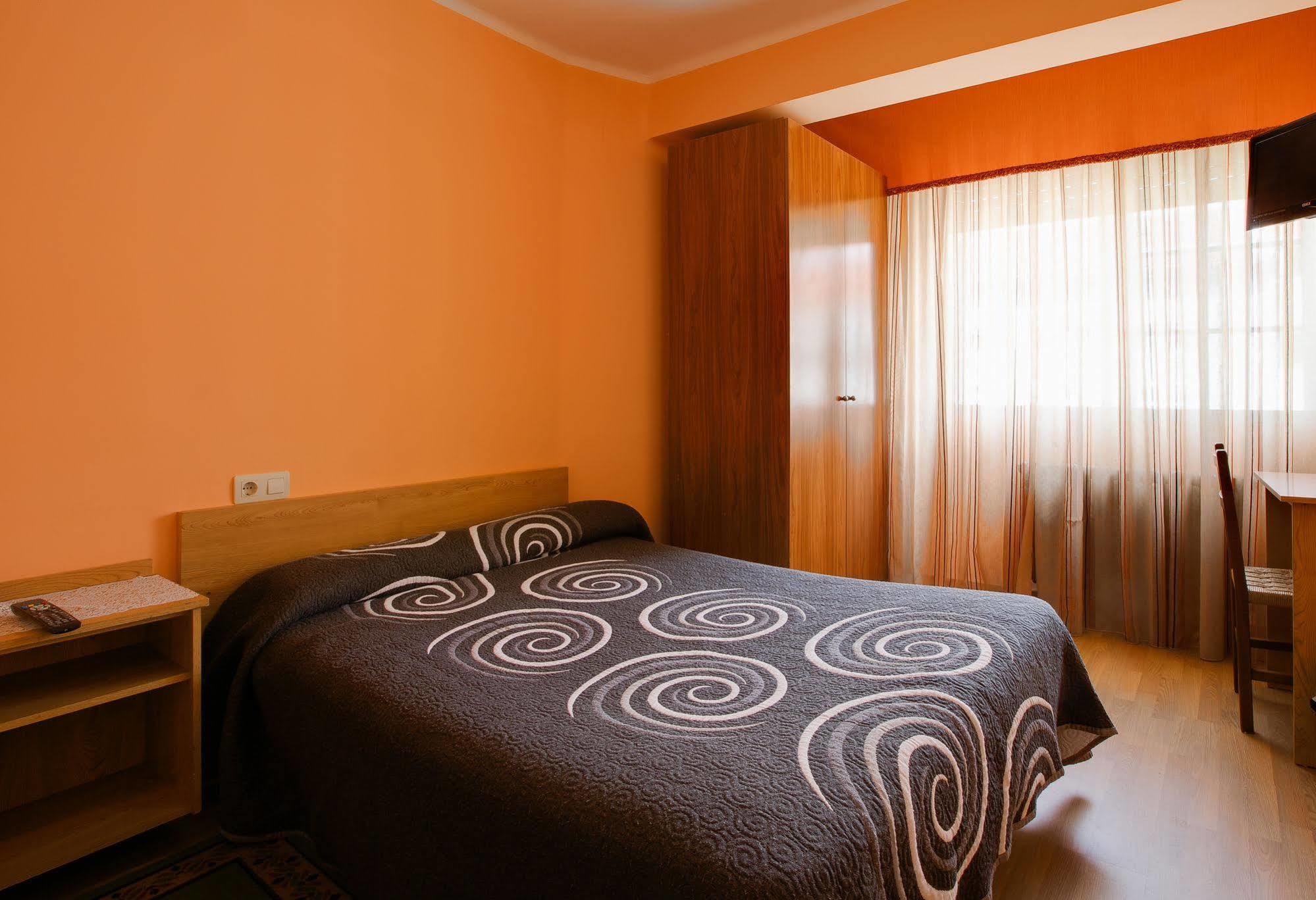 Pension Las Palmeras Lalín 외부 사진