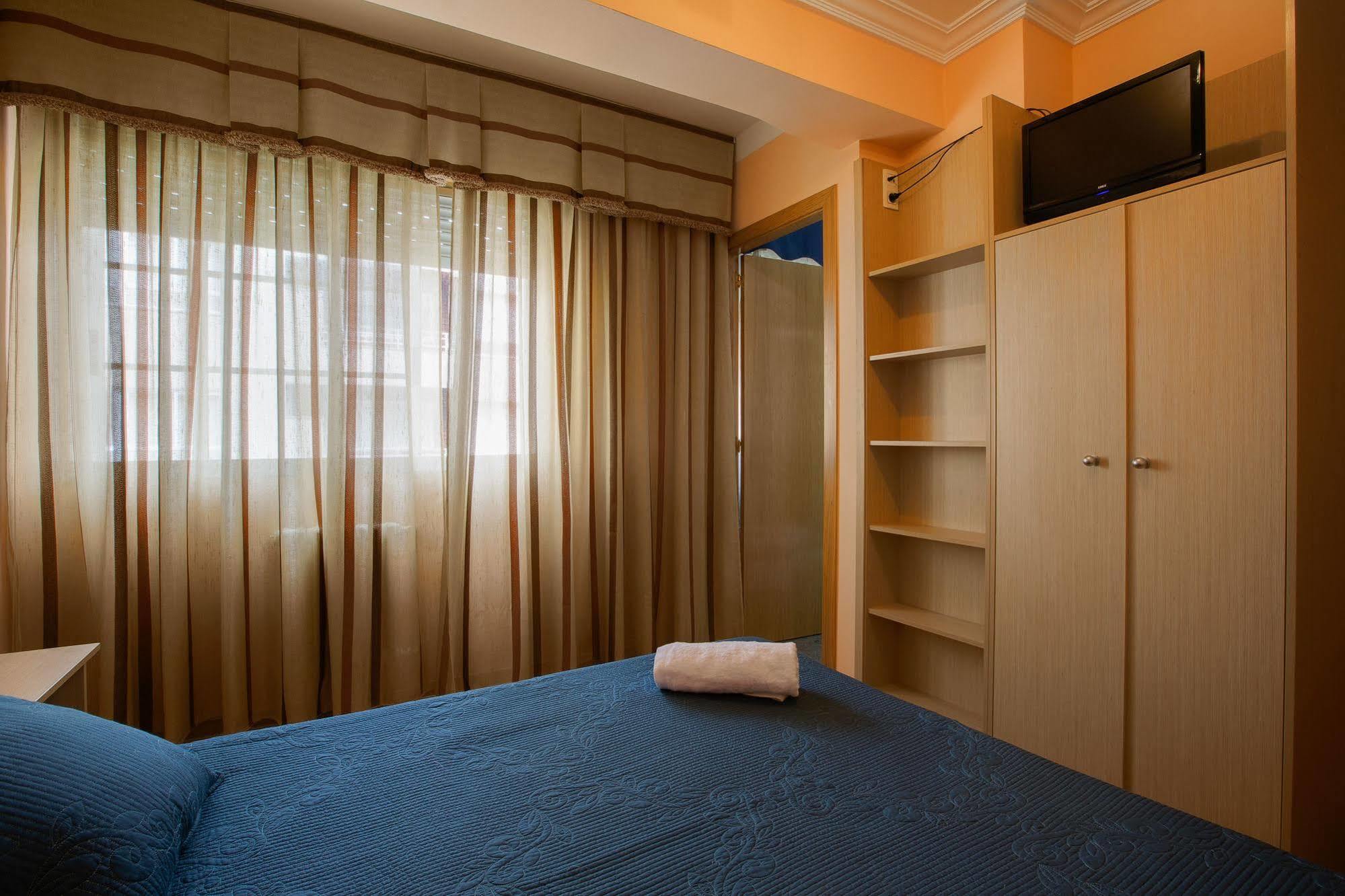 Pension Las Palmeras Lalín 외부 사진